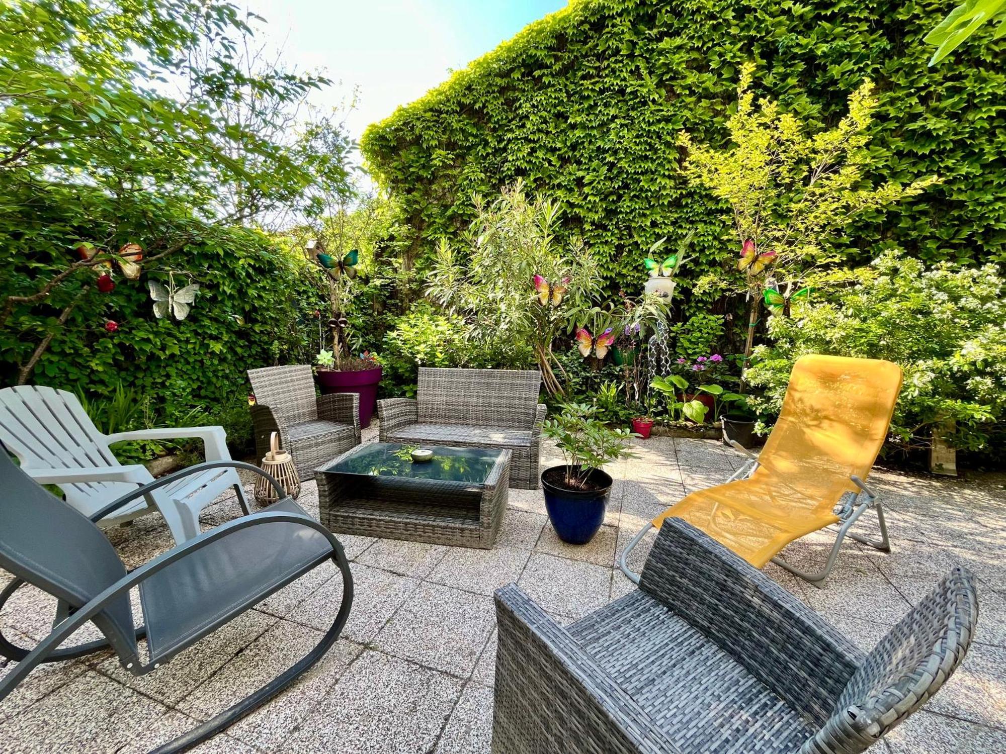 La Casa, Acces Terrasse De L'Etablissement Appartement Rives  Buitenkant foto